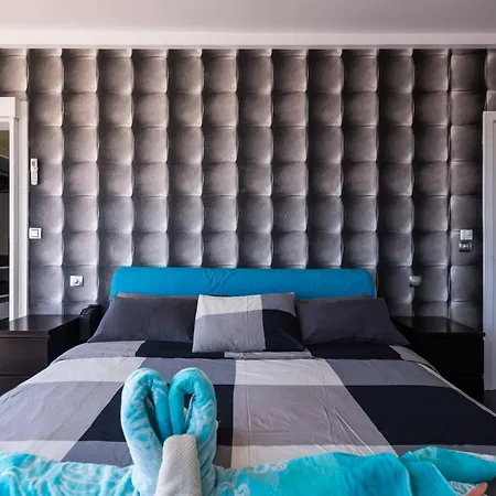 5 Bedroom Pool&golf Semesterbostad